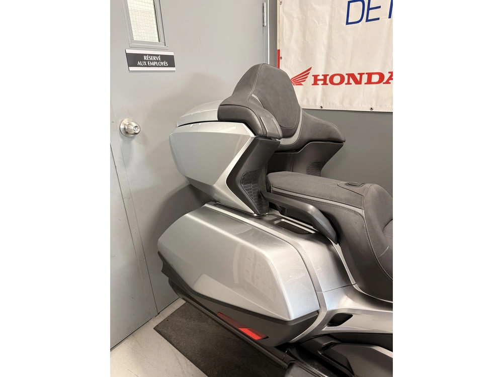 Honda Gold Wing Tour Dct Goldwing Tour Automatique Dct 2025 alt