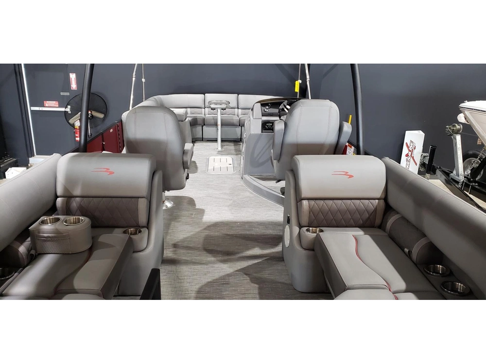 Bennington Marine 25lsrtdst 2023 alt