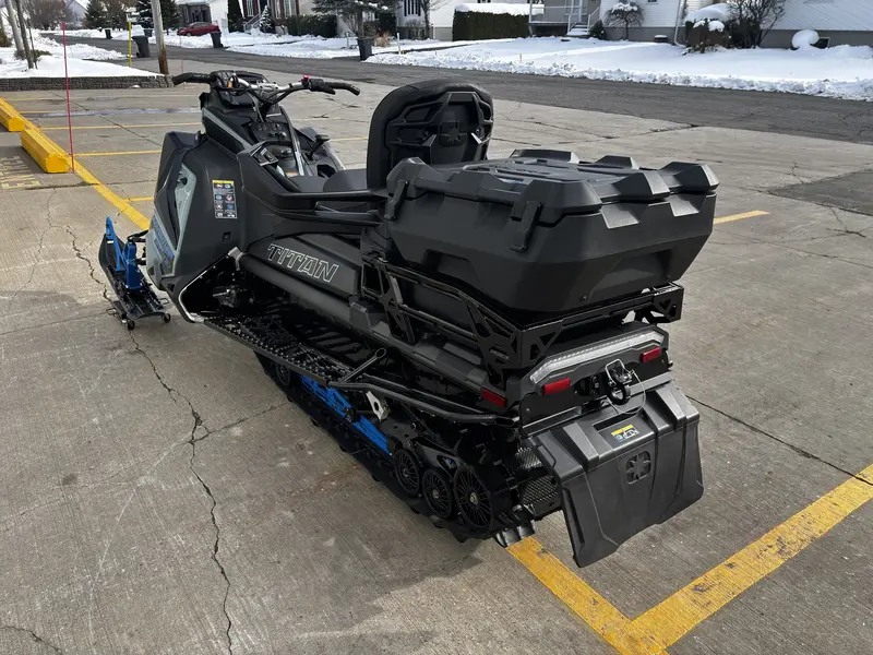 2026 Polaris 850 TITAN ADVENTURE ULTIMATE 1.8