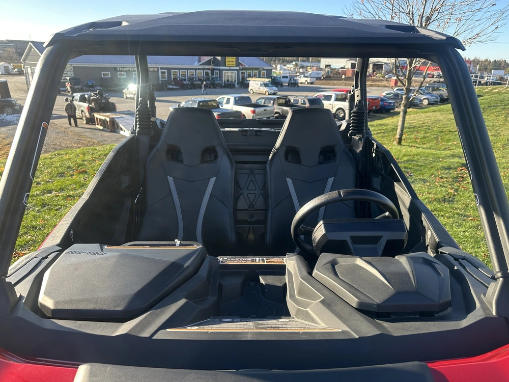 2026 Can-am Commander Xt 700 alt