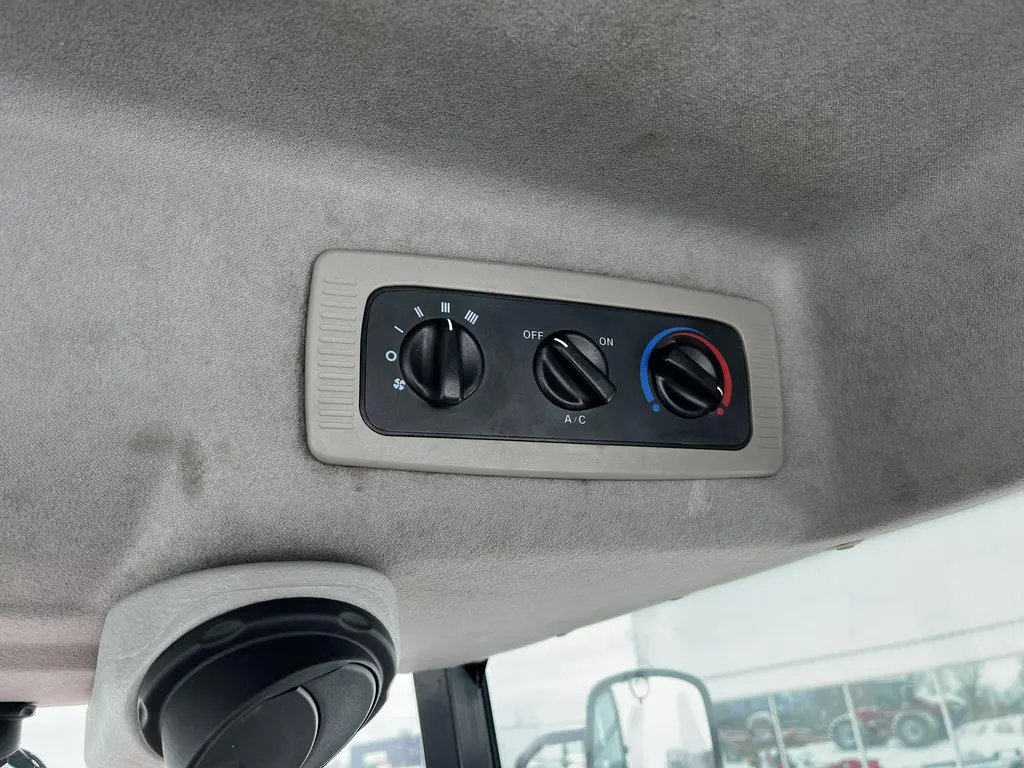 Mahindra 2555 HST 2016