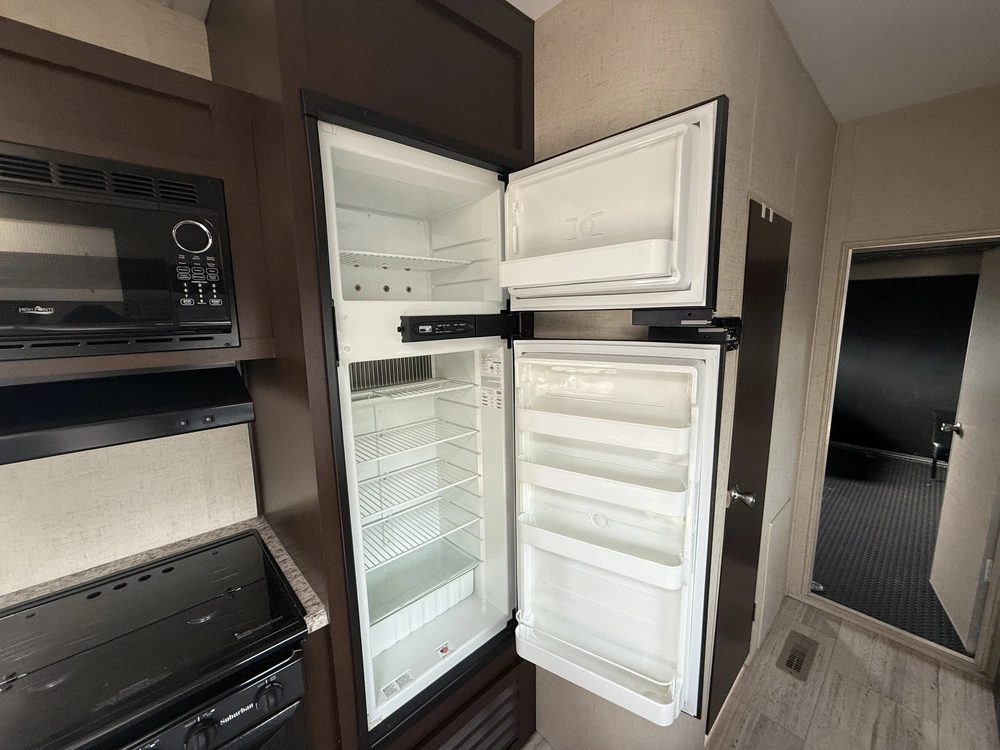 Kz-rv Sportster 331th12 2017 alt