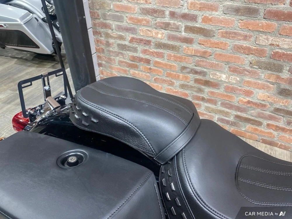 2023 Harley-davidson Flhcs - Heritage Classic alt