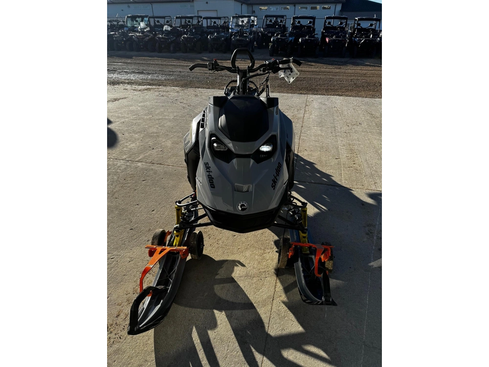 2026 Ski-doo Summit Adr W/ Edge Pkg 154 850 E-tec Powdermax Light Flexedge 2.5" Shot alt