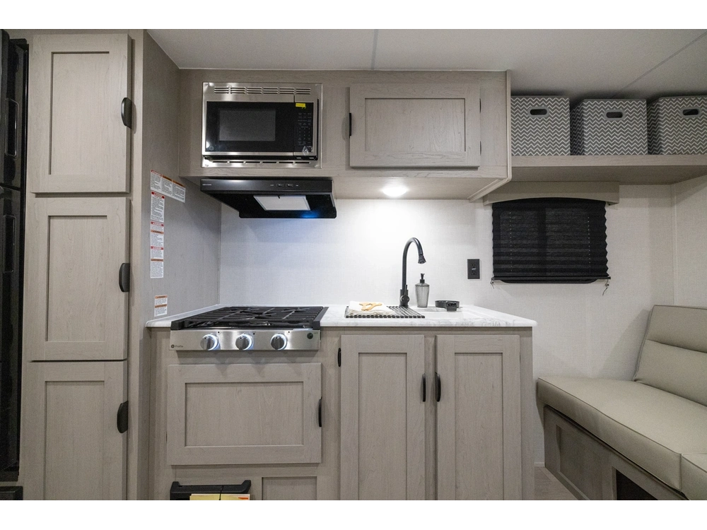 2026 Forest River Viking 26bh alt