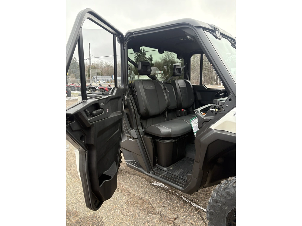 2026 Can-am Def Ltd 65 Hd11 alt