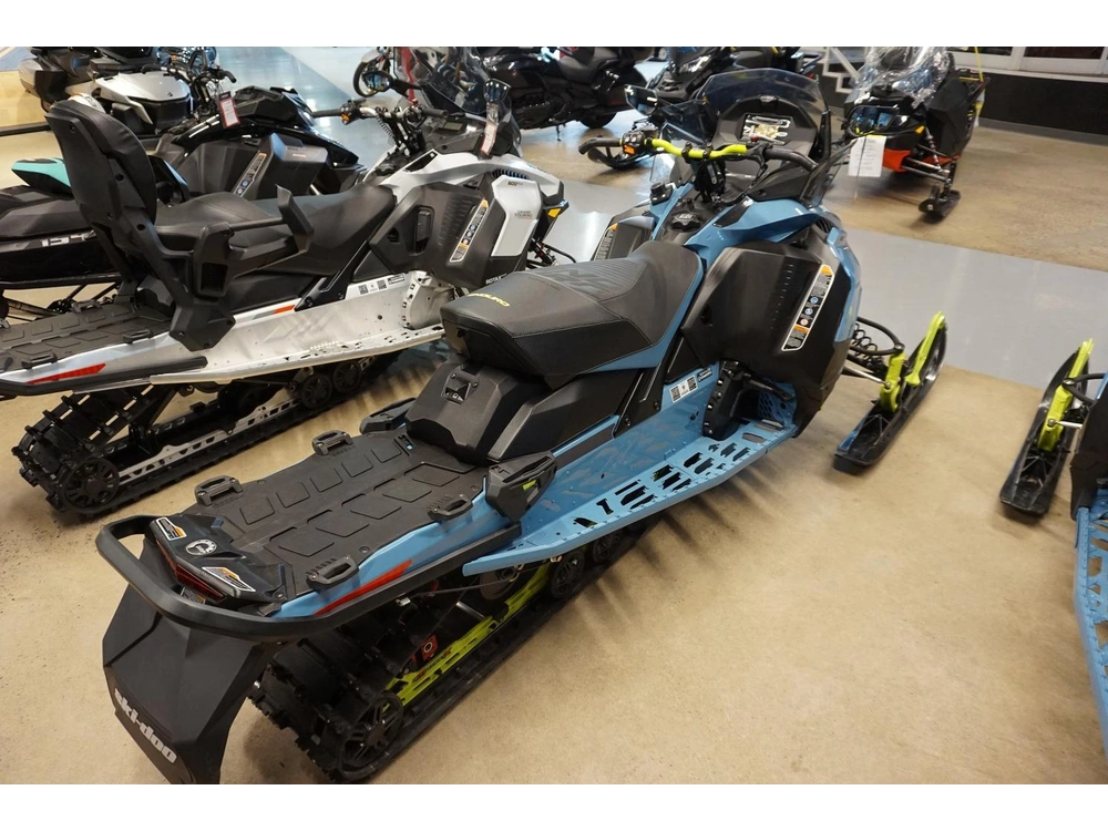 Ski-doo Renegade Enduro 850 Etec 2022 alt