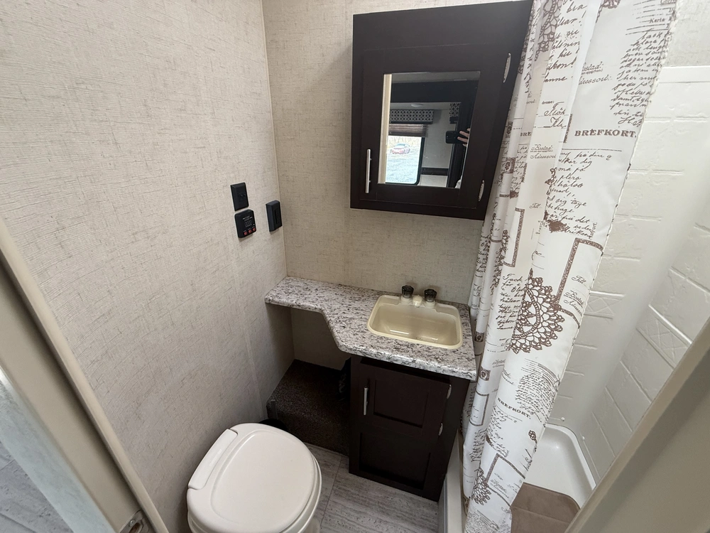 Kz-rv Sportster 331th12 2017 alt