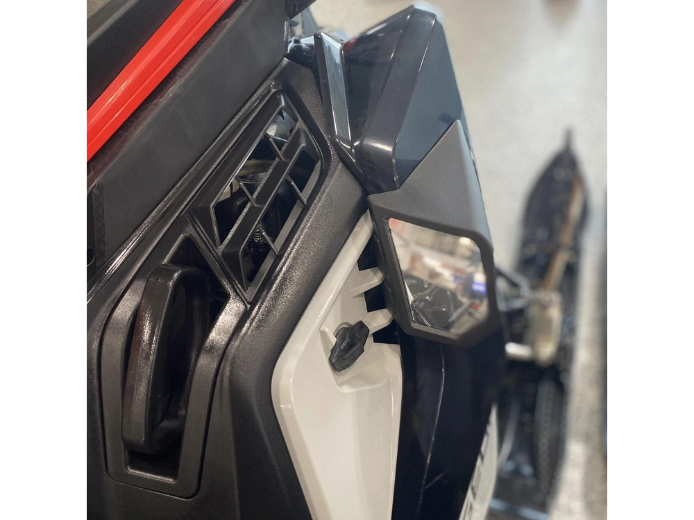 2022 Polaris 650 Voyageur 146 Es alt