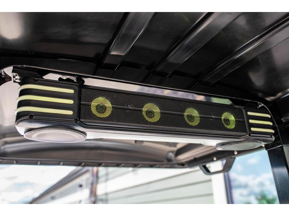 2025 Hdk D5 Maverick 2+2 alt