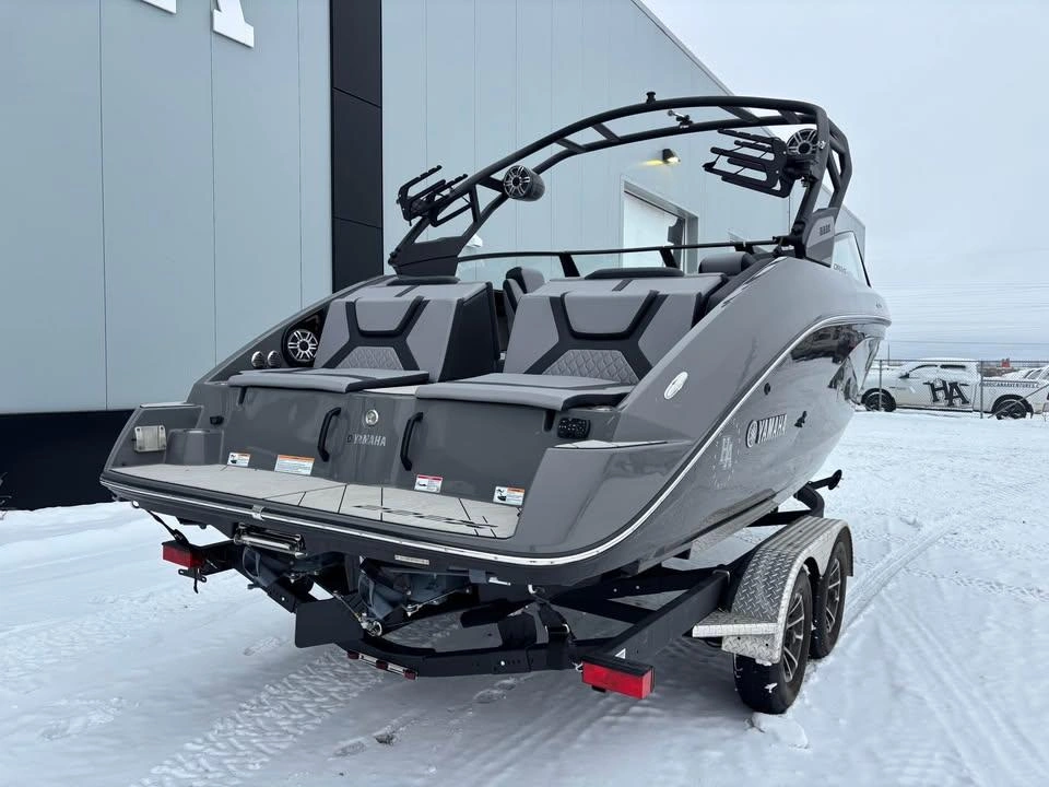 Yamaha 222xd 2025 alt