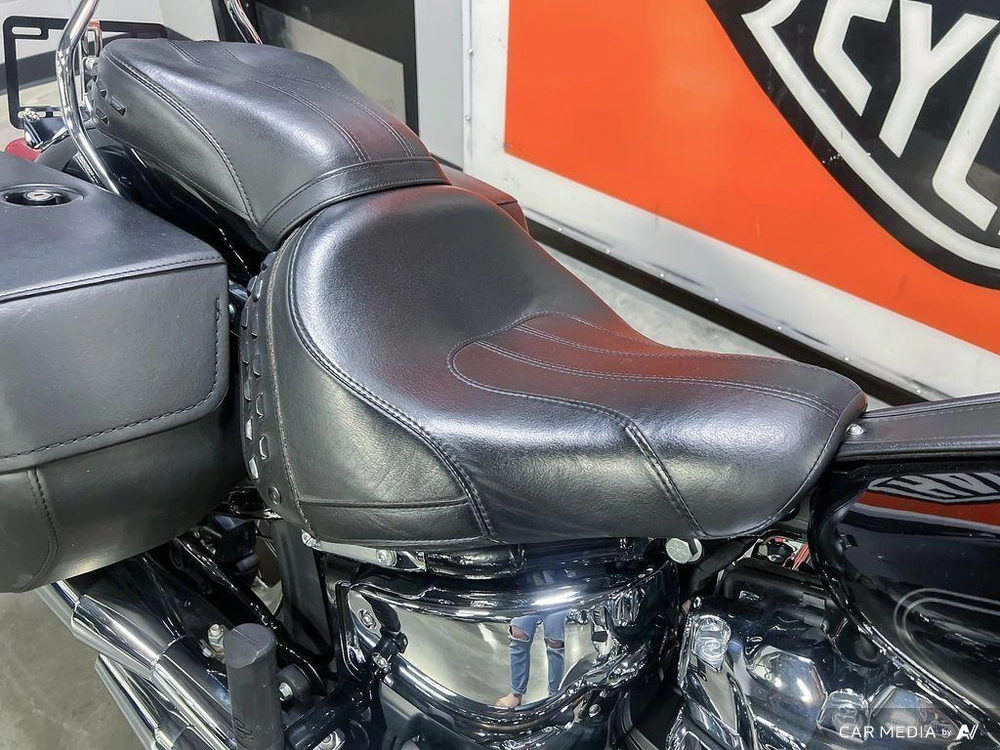 2024 Harley-davidson Flhcs - Heritage Classic alt