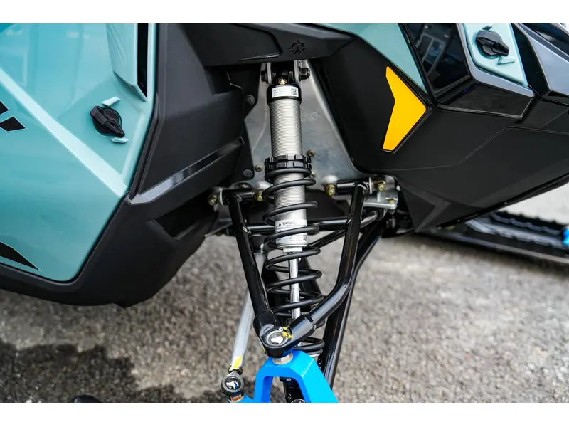 2026 Polaris 850 Titan Adventure Ultimate 155 1.8