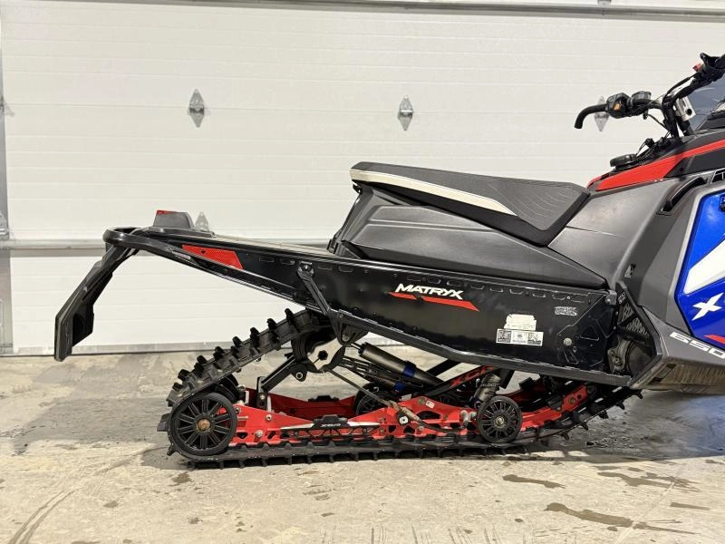 2022 Polaris 650 Indy Xcr 128 alt