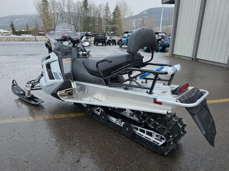 2026 Polaris 550 VOYAGEUR LXT 144 NORTHSTAR EDITION