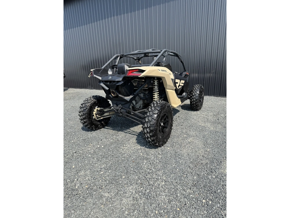 2022 Can-am Ssv Mav Rs Turbrr Tn 22 Rs Turbo Rr 72 - Desert Tan And Carbon Black alt