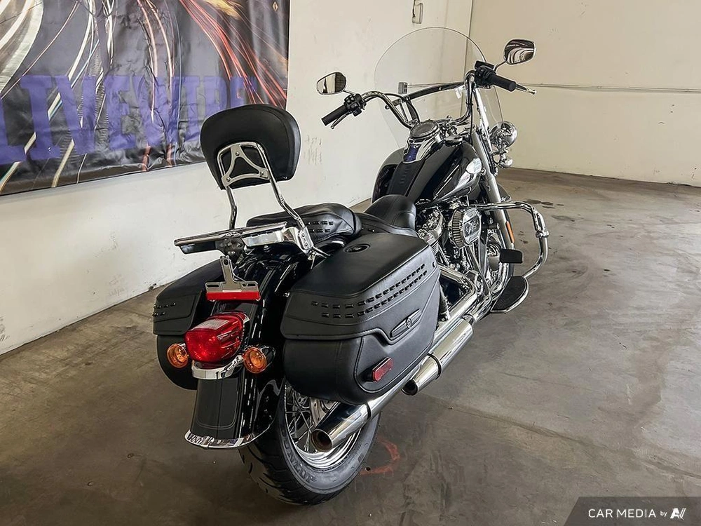 2024 Harley-davidson Flhcs Heritage Classic 114 alt
