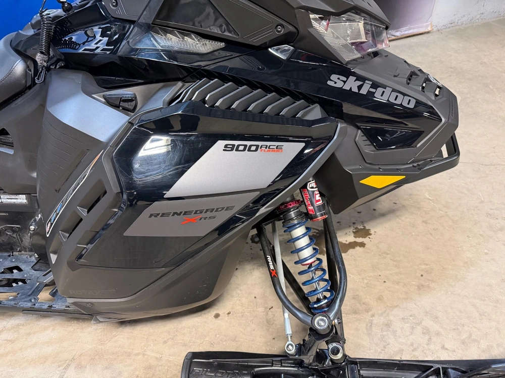 Ski-doo Renegade Xr-s 900 Turbo R Xrs 2021 alt