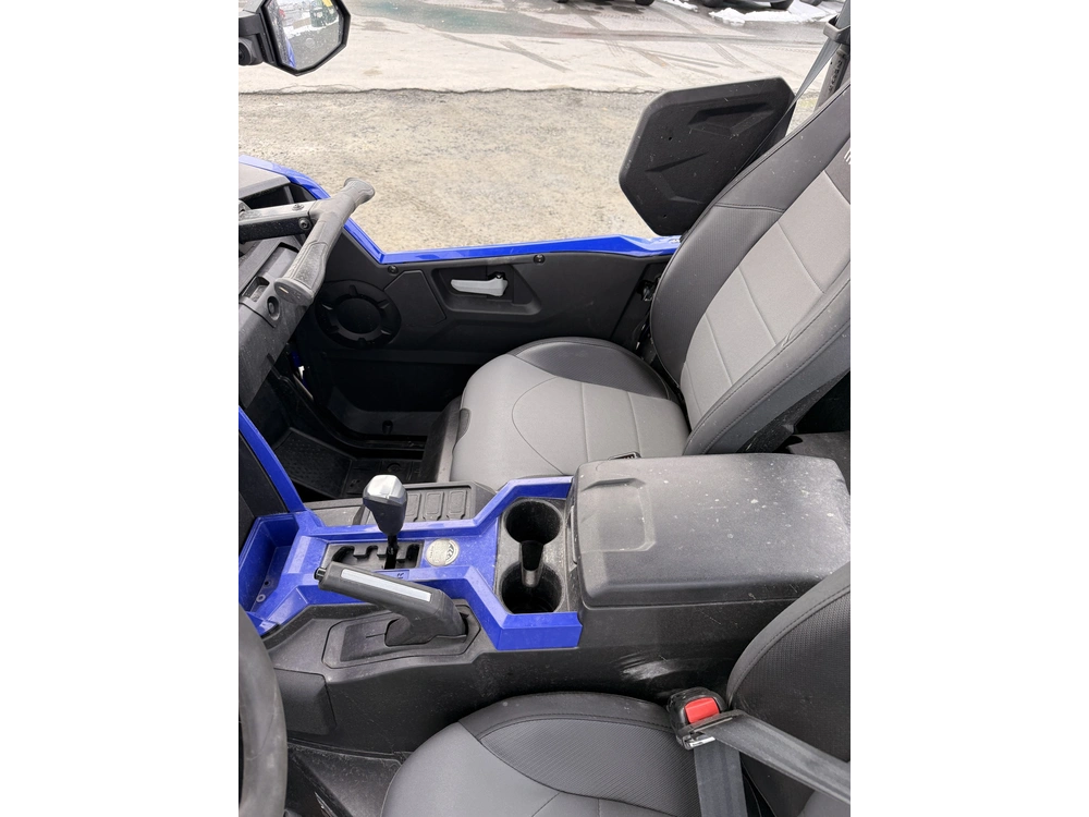 Yamaha Wolverine Rmax2 1000 Sport Wolverine R Max 2 1000 Sport 2025 alt