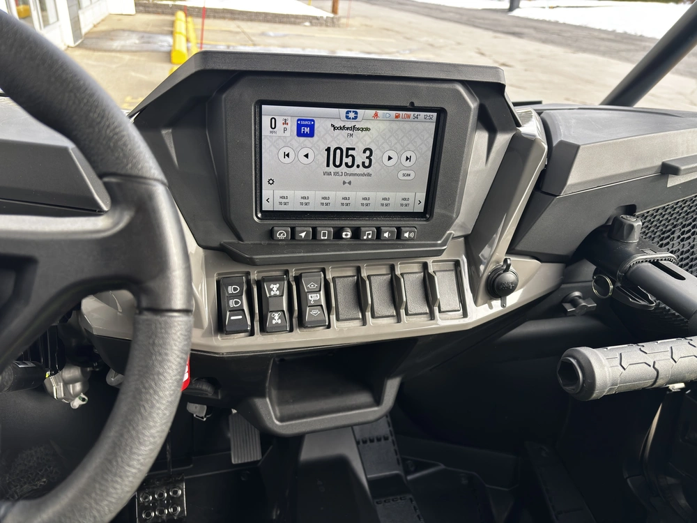 2025 Polaris Rzr Xp 4 1000 Ultimate alt