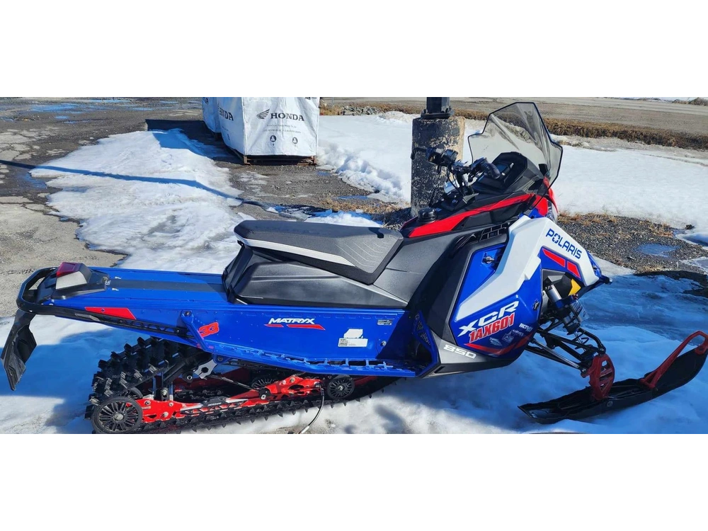 2022 Polaris Xcr850 alt