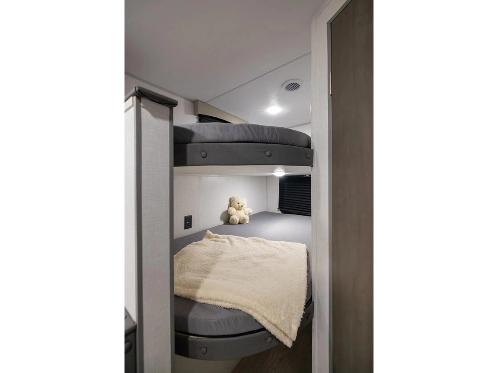 2026 Forest River Viking 26bh alt