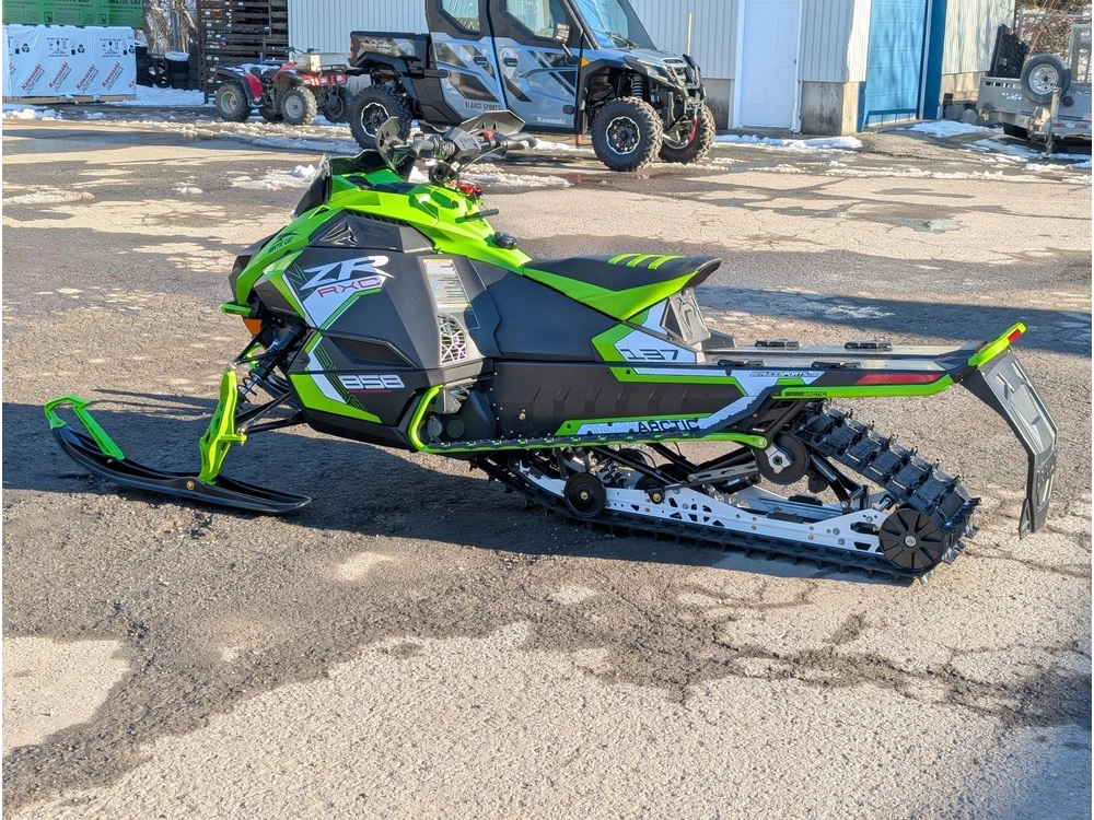 2026 Arctic Cat Zr 858 137 Rxc Es Us Grn | ⚡ Comparable Polaris Indy Xr & Ski-doo Mxz Xrs ⚡ | alt