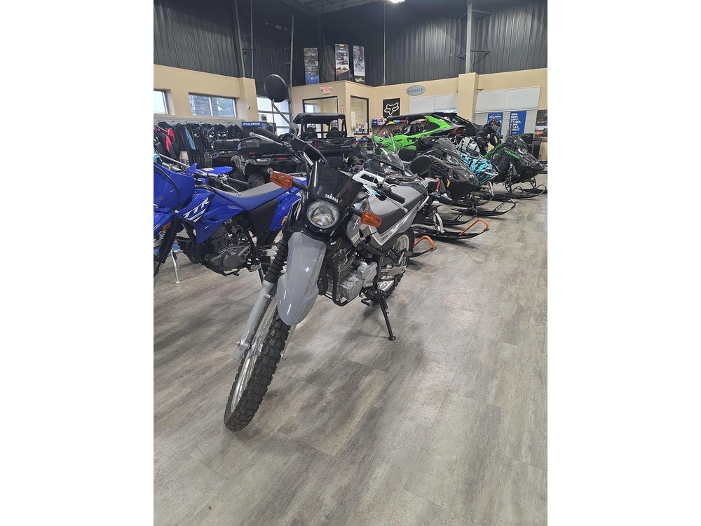 2025 Yamaha Xt250 alt