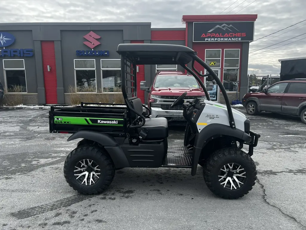 Kawasaki MULE SX 4x4 XC LE FI 2025