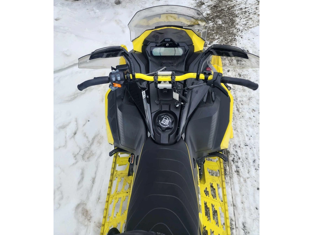 2021 Ski-doo Renegade X Rs alt