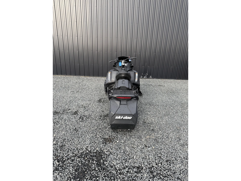 2025 Ski-doo Renegade X 900 R alt