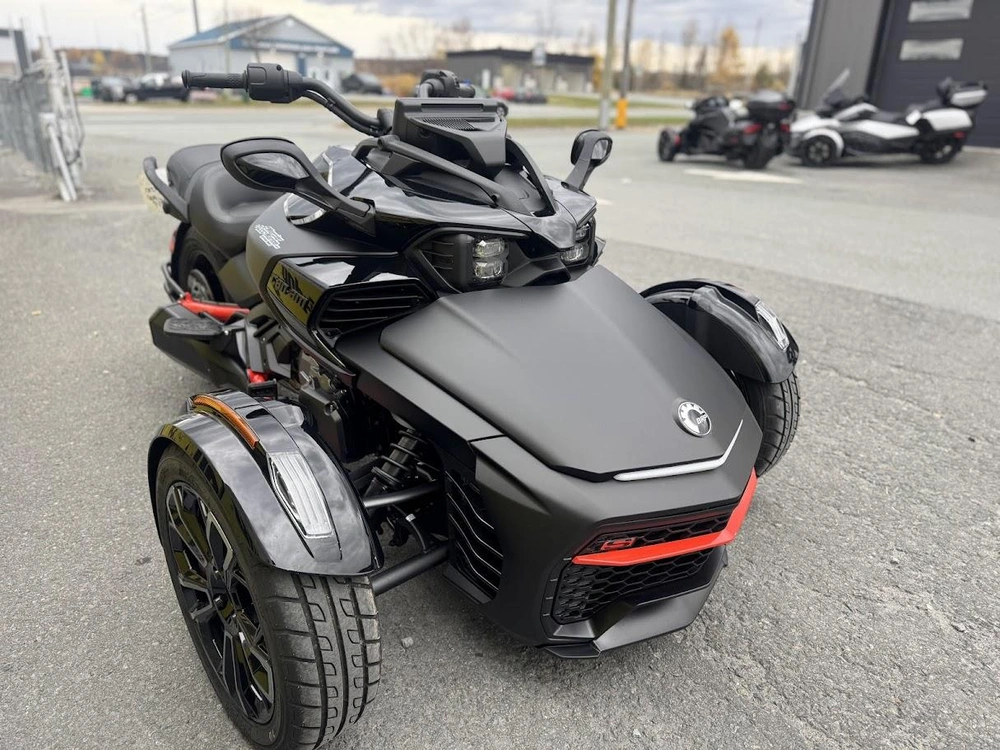 Can-am F3-s 2025 alt