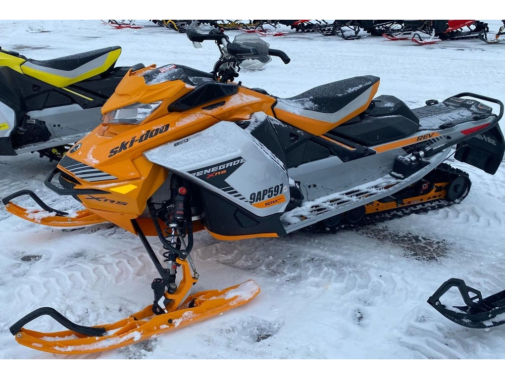 2019 Ski-doo Renegade® X-rs® 850 E-tec Ripsaw 1.25 W/adj. Pkg. alt