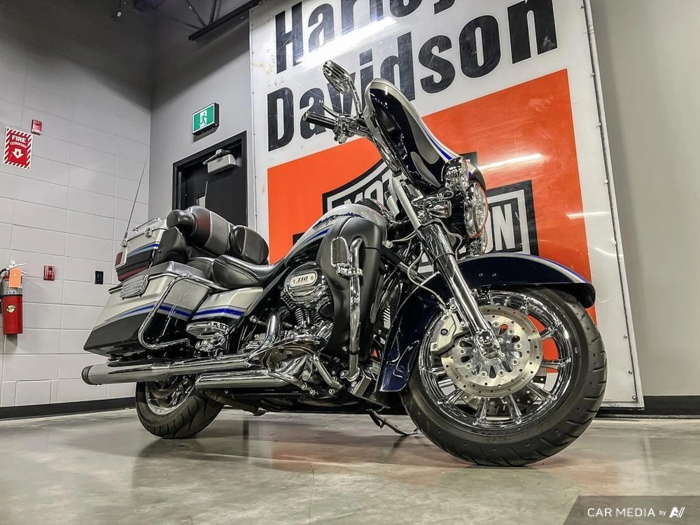 2009 Harley-davidson Flhtcuse Cvo Ultra Classic alt