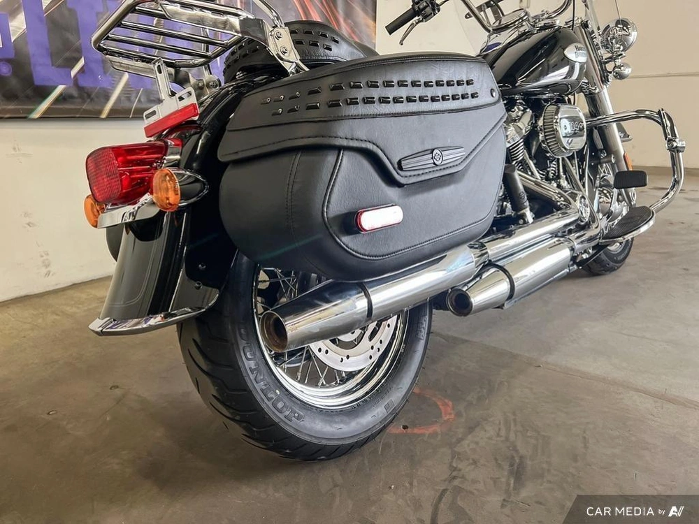 2024 Harley-davidson Flhcs Heritage Classic 114 alt