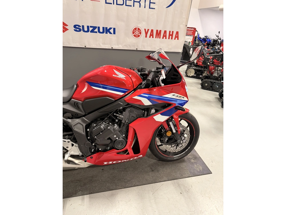 Honda Cbr650r Cbr 650r E-clutch Demo 2025 alt