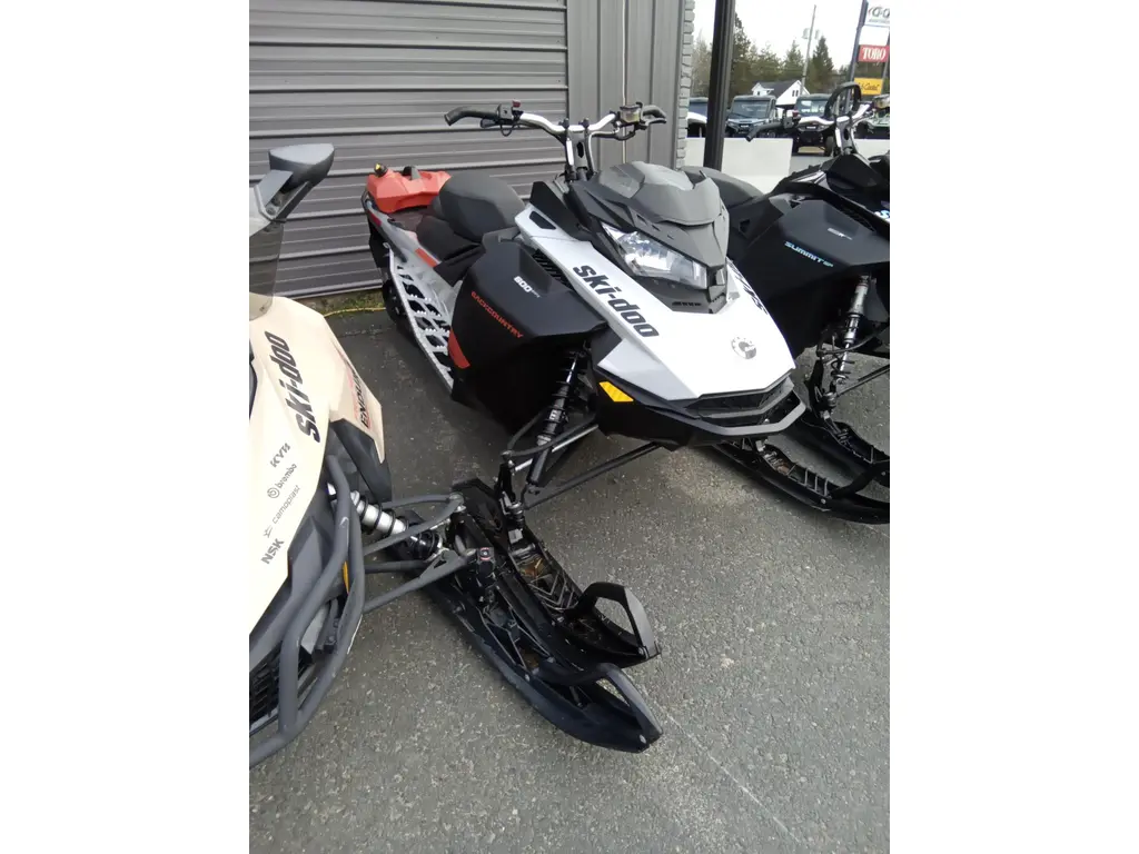 2022 Ski-Doo BACKCOUNTRY SPORT 600