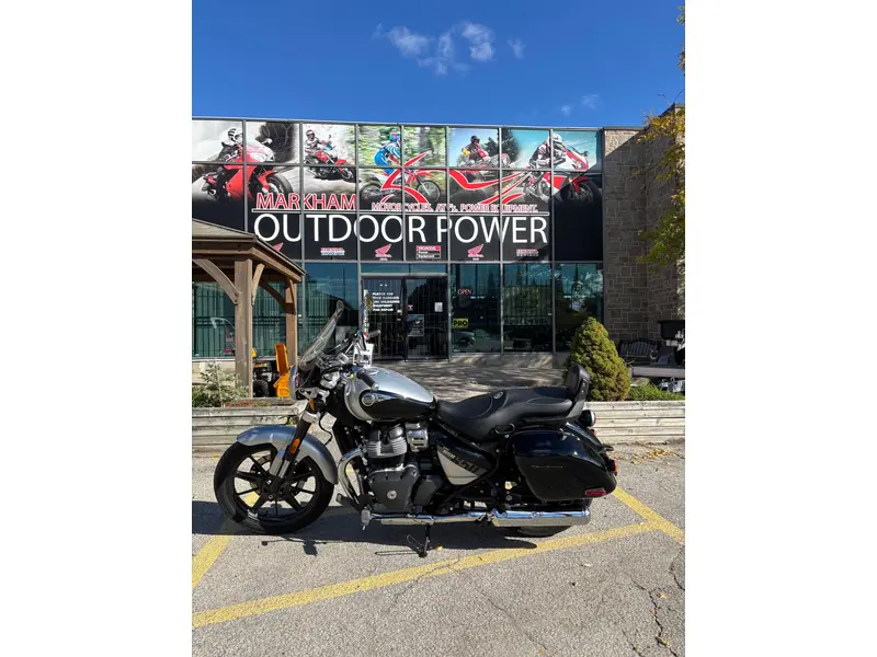 2024 Royal Enfield SUPER METEOR 650 INTERSTELLAR