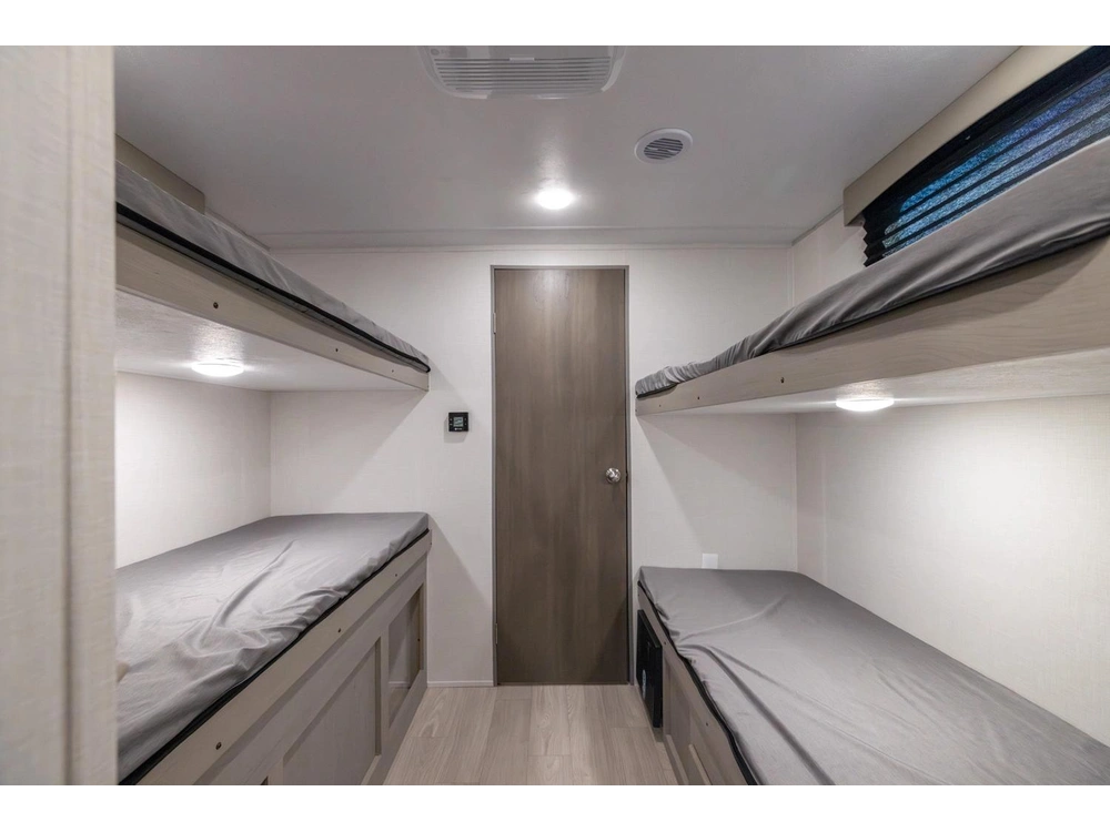 2026 Forest River Viking 25qbh alt