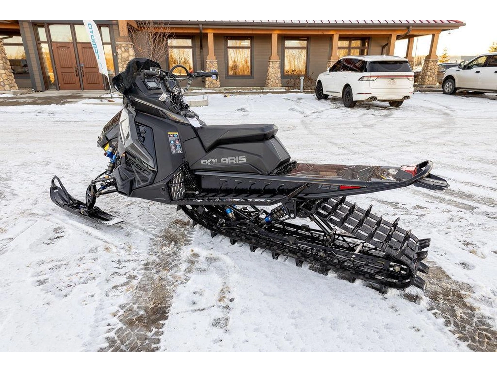 2024 Polaris 850 Rmk Khaos Slash 155 Gloss Black alt