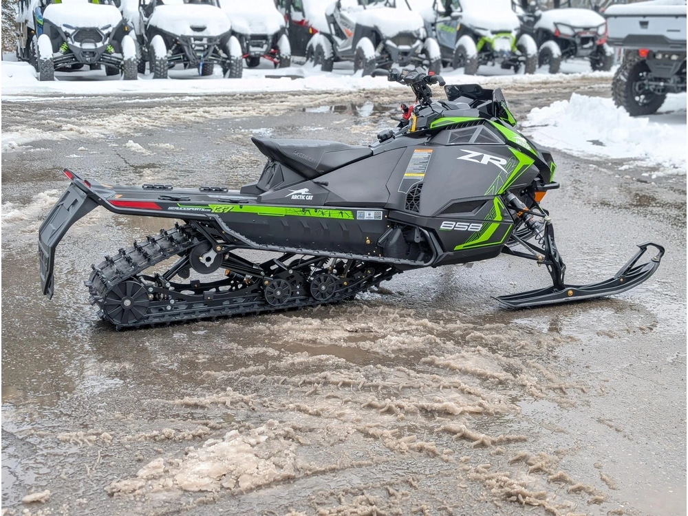 2026 Arctic Cat Zr 858 137 Sp Es Cn Grn G8 Display | ⚡ Comparable Polaris Indy Xr & Ski-doo Mxz Xrs ⚡ | alt