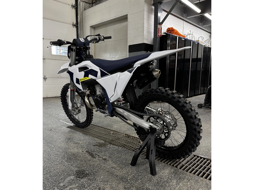 Husqvarna Tc 250 2026 alt
