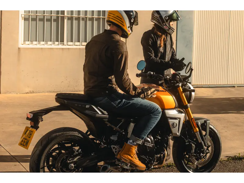 2026 Suzuki GSX-8T ( 800 CC ) PRE-COMMANDE