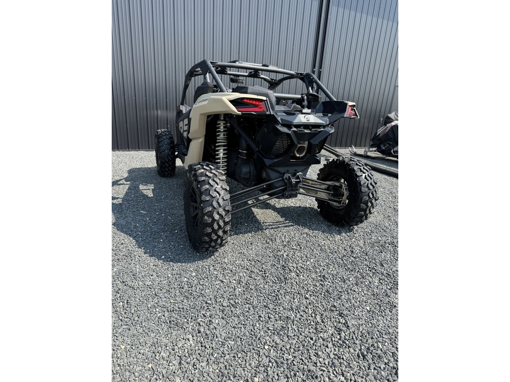 2022 Can-am Ssv Mav Rs Turbrr Tn 22 Rs Turbo Rr 72 - Desert Tan And Carbon Black alt