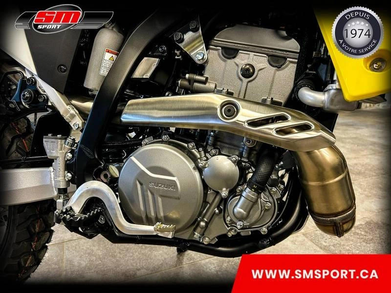 2025 Suzuki Dr-z4s alt