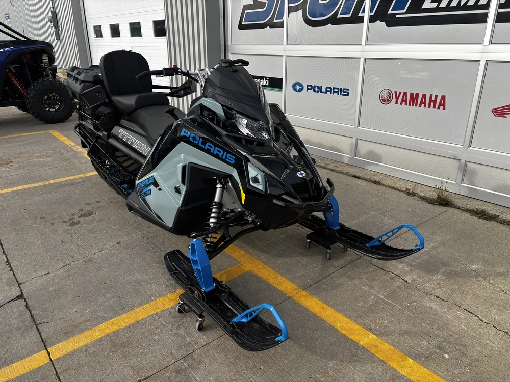 2026 Polaris 850 Titan Adventure Ultimate 1.8 alt