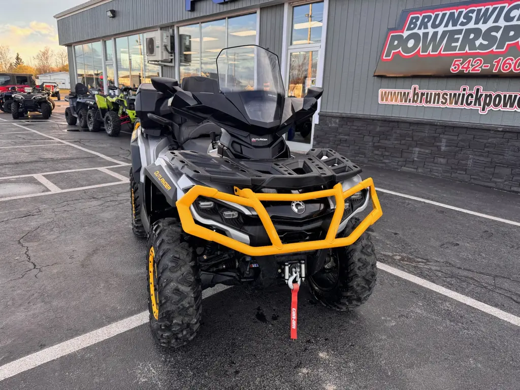 2024 Can-Am outlander max 1000 lmtd