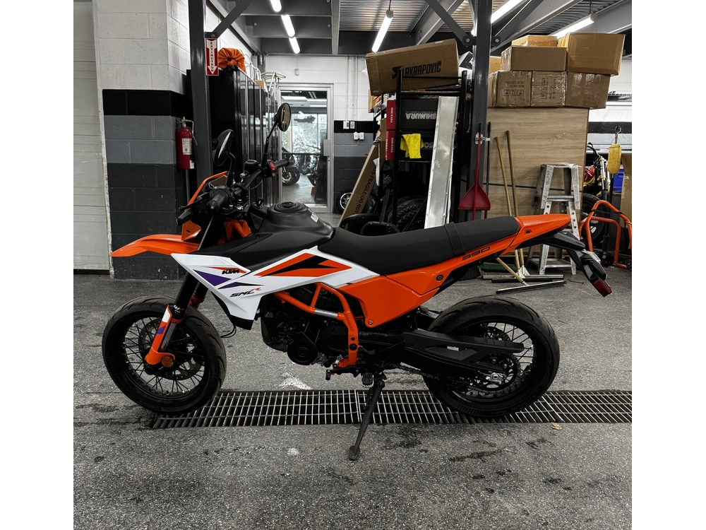 Ktm 390 Smc R 2025 alt