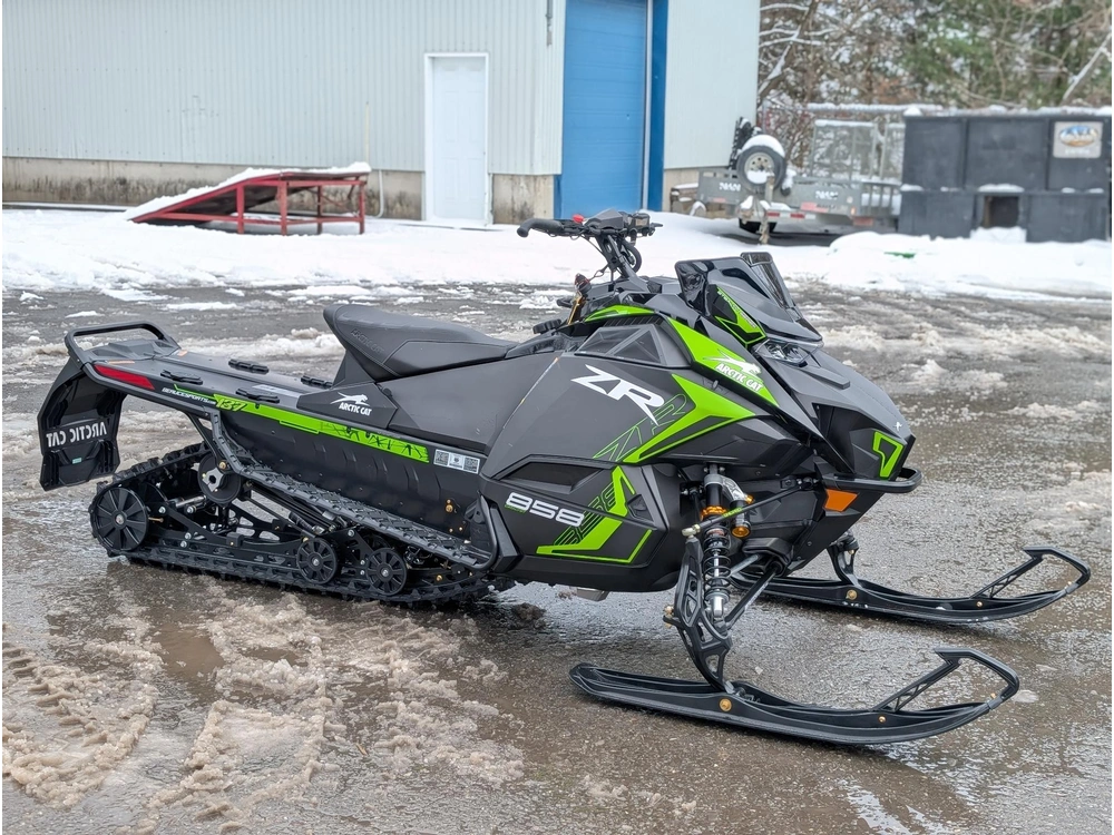 2026 Arctic Cat Zr 858 137 Sp Es Cn Grn G8 Display | ⚡ Comparable Polaris Indy Xr & Ski-doo Mxz Xrs ⚡ | alt