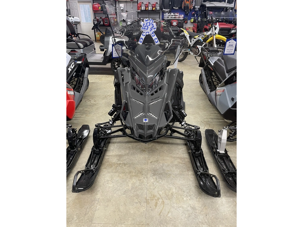 2025 Polaris 2025 Polaris Prostar S4 Indy Adv 137 alt